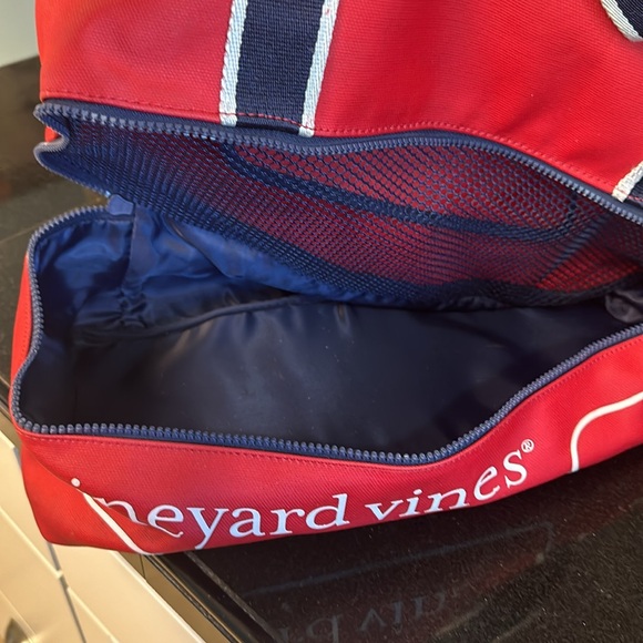 Vineyard vines “For target” red beach bag! - Picture 13 of 16